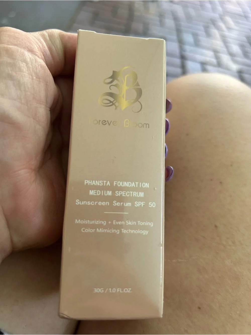 Forever Bloom Phansta Foundation - With sunscreen